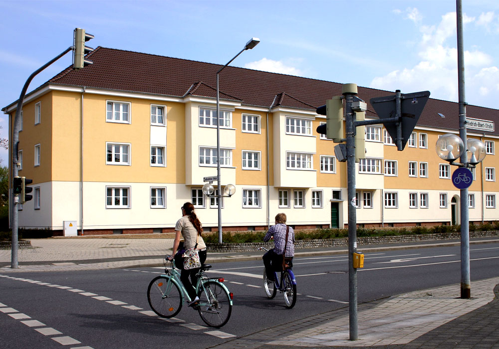 Wolfsburg_Friedrich-Ebert-Str_Strassenansicht Wolfsburg_Friedrich-Ebert-Str., Komplettsanierung, MACON BAU GmbH Magdeburg