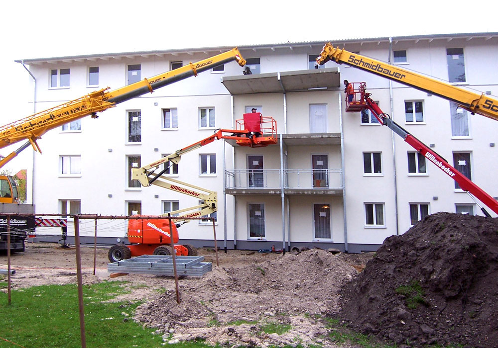 Erding, Karlstrasse 8-14 u. 11-21, Komplettsanierung und Dachgeschoss, MACON BAU GmbH Magdeburg