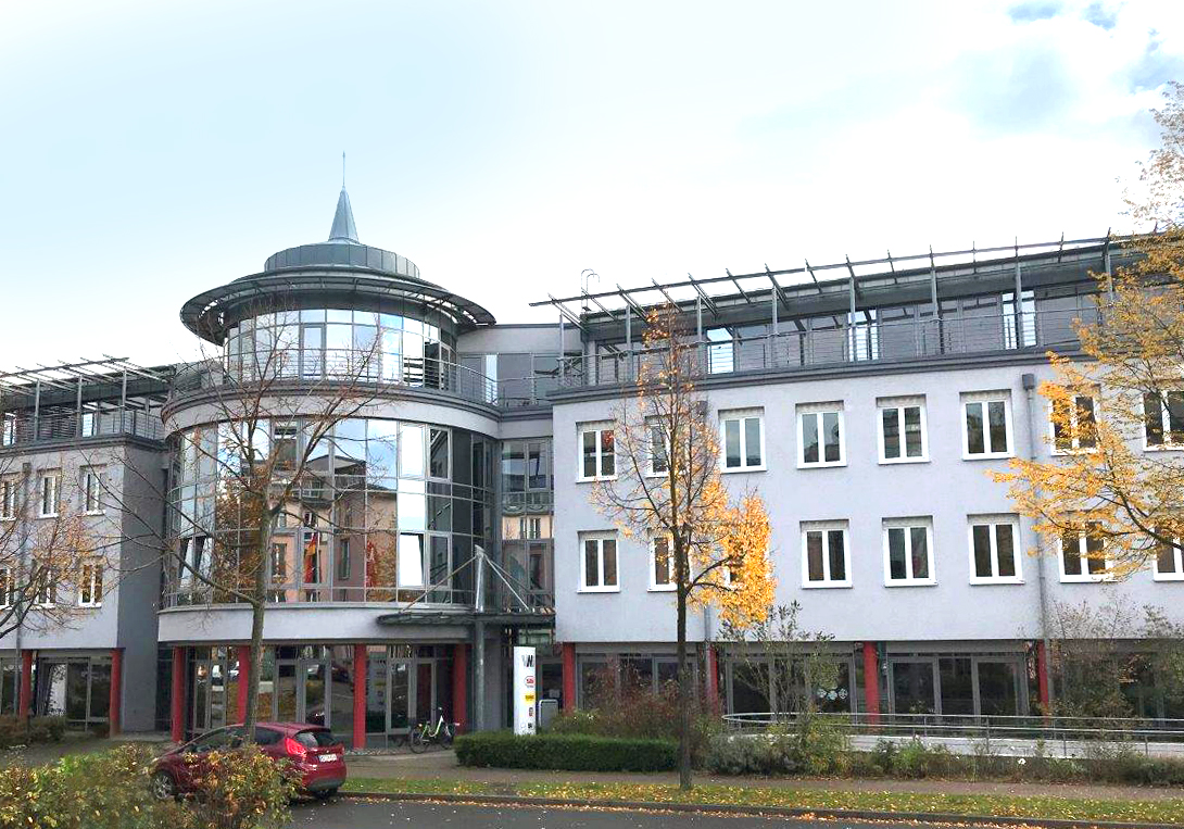 Neuer Firmensitz der MACON BAU GmbH Magdeburg: Hansapark 1